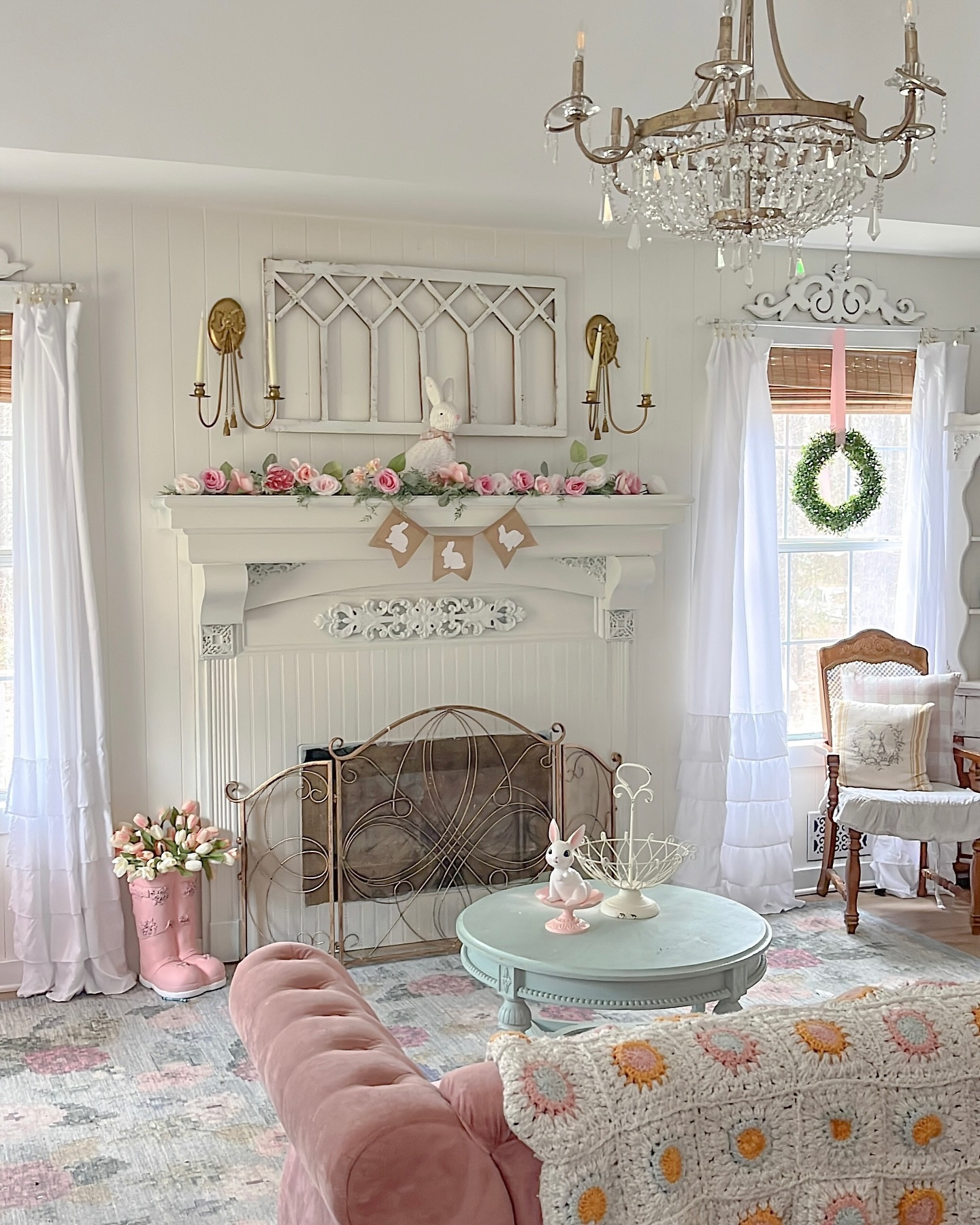 Spring decor makes me so happy, and the Rosa Antique Rose Sky Area Rug from Rifle Paper Co. x Loloi (gifted) is the perfect touch! Who else loves refreshing their space for spring? #SpringDecor #CottageStyle #RiflePaperCo #LoloiRugs #FloralRug