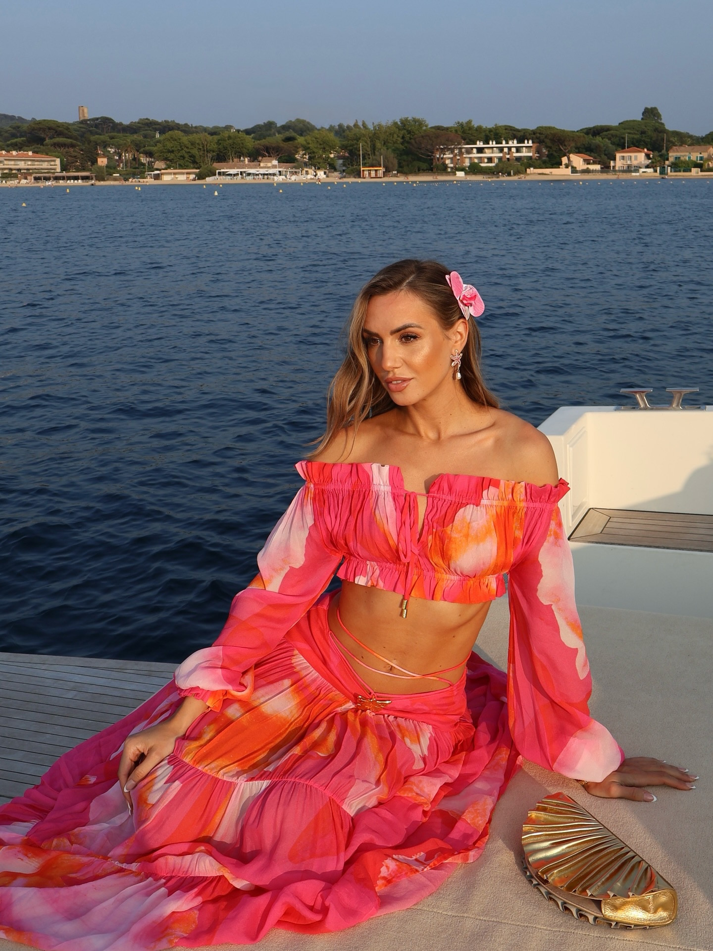 POV: the girls understood the assignment 🌺☀️🍹