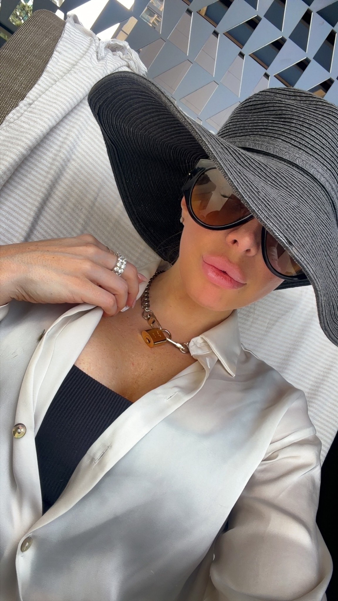 Pool day 🖤 

#LTKSwim #LTKSaleAlert #LTKootd