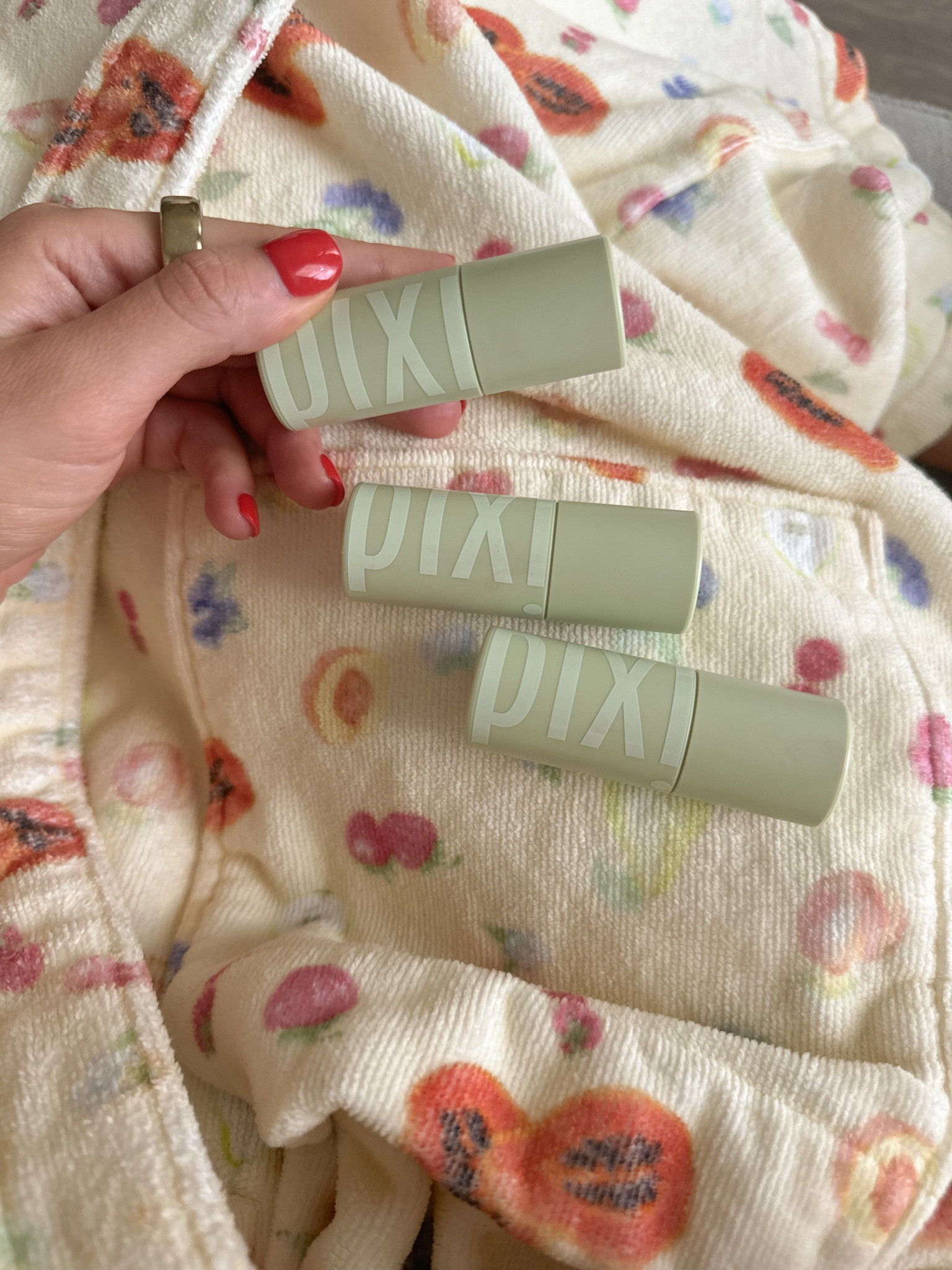 #ad favorite summer lip product: @pixibeauty +hydra lip treat’s! Perfect tint of color and hydration💦🍉 @Target @Shop.LTK
 #Pixi #PixiPerfect #PixiBeauty #target #TargetPartner #liketkit



#LTKbeauty #LTKGiftGuide #LTKfindsunder50