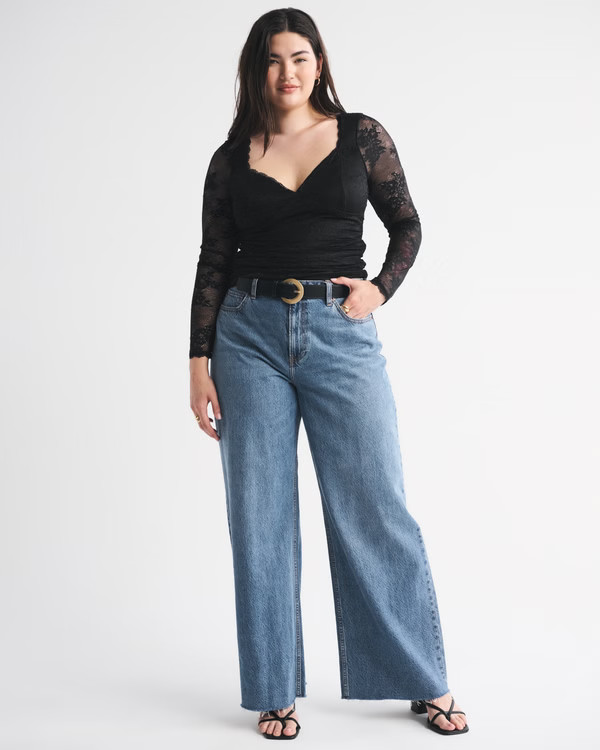 A&F Zoe Bra-Free Long-Sleeve Lace Top | Abercrombie & Fitch (US)