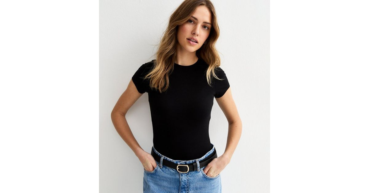 Black Crew Neck Short Sleeve Bodysuit | New Look | New Look (UK)