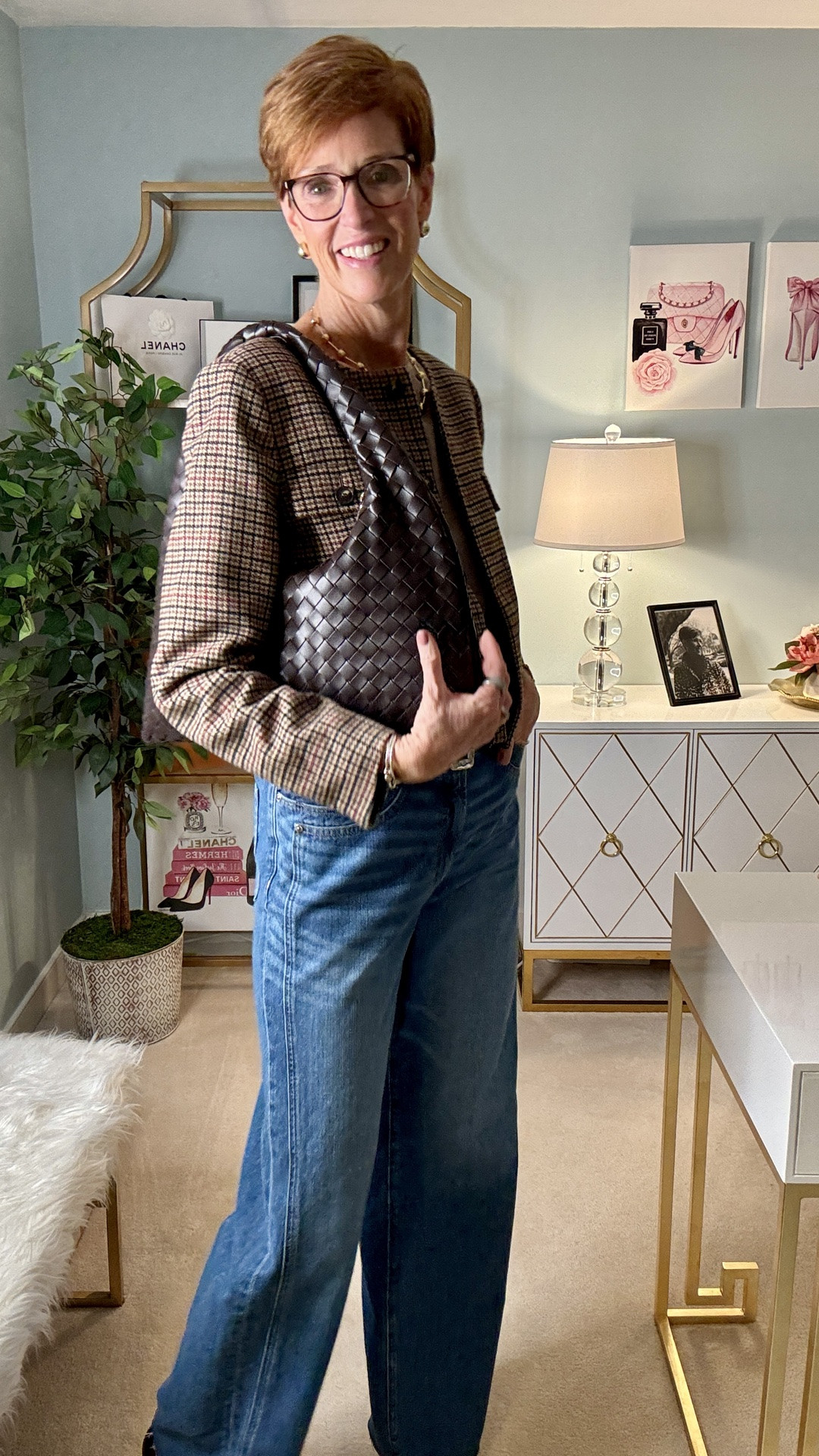 If jeans are basically your everyday uniform, the outfit doesn’t have to feel basic.

Want the links? Like, Follow & Comment and I’ll send links right to your DM.

I’m 56, 6'1", work from home, and wear jeans more days than not. One of my favorite ways to make them feel more polished is also one of the easiest: start with a simple top and jeans, then add one structured layer.

For this fall outfit, a cropped houndstooth jacket, pointed-toe shoes and a structured bag take everyday wide-leg jeans somewhere completely different—still comfortable and wearable, just much more pulled together.

This is the kind of timeless, classic everyday style I share here, including plenty of tall-friendly finds for women who need those extra inches.

Save this one for the next time your jeans feel boring, send it to your jeans-every-day friend, and follow for more real-life outfit ideas for women 40+.

What do you reach for most with jeans: blazer, cardigan or jacket?

#ClassicStyle #FallOutfitIdeas #StyleOver40 #TallWomenStyle

#LTKootd #LTKOver40 #LTKTall