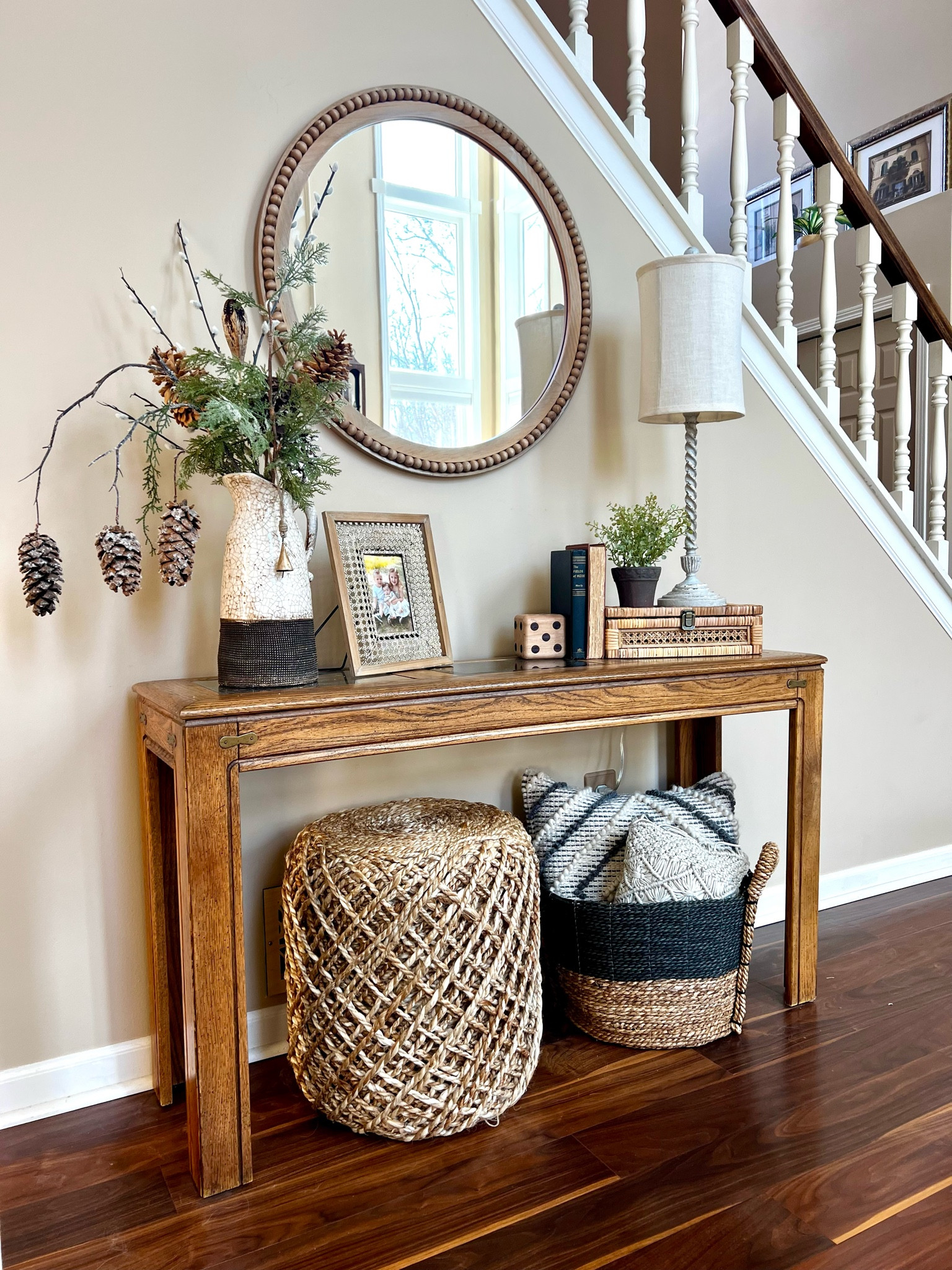 Cozy coffee table decor inspiration 🍂. #homedecor. #interiorstyling #neutraldecor

#LTKhome #LTKstyletip