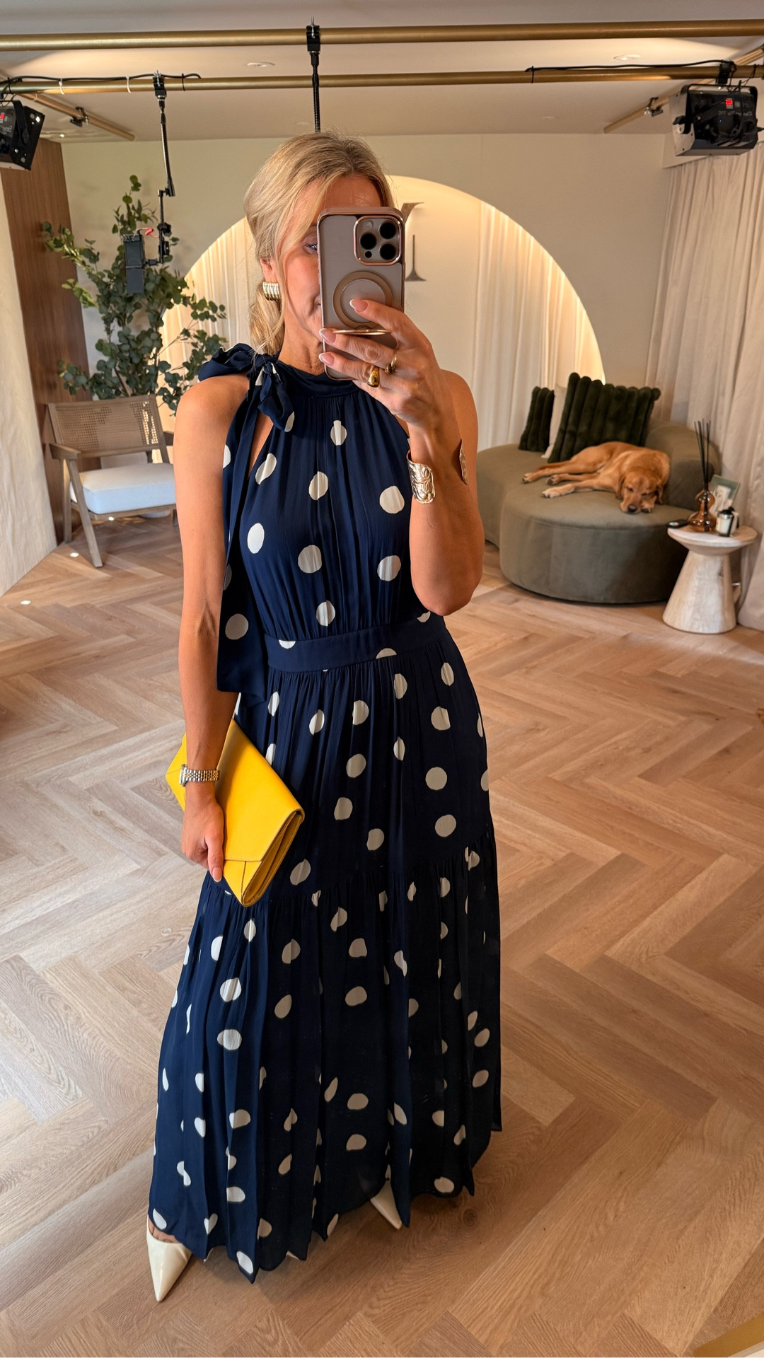 Let me save you hours of shopping 👗

As a personal stylist, I’m always looking for dresses that do the work for you and that means bringing your shape back into balance using my Hourglass Balancing Method®️

Because it’s never about changing your body… it’s about choosing the right shape for it.

Once you understand why something works, shopping becomes so much easier (and a lot less frustrating too).

Comment the word SHOP and we will send you a DM with all the links from our LTK Shop

#LTKstyletip #LTKuk #LTKdresses