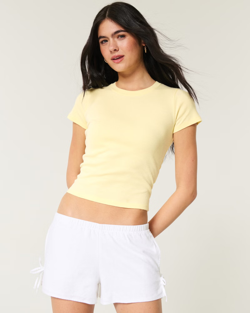Soft Stretch Seamless Fabric Crew Baby Tee | Hollister (US)