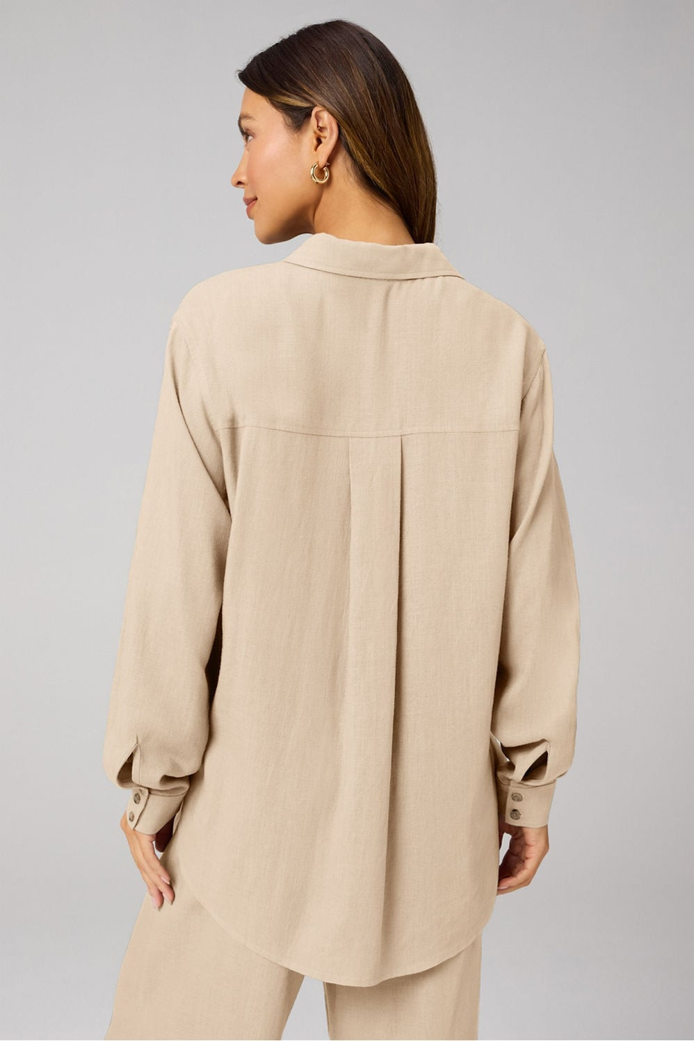 Lifestyle Linen Oversized Button-Up Shirt | Fabletics
