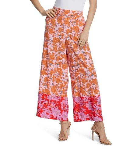 Jessica Simpson is killing it with her new line at Walmart!! Look at these pants. They also come in solid colors. 😍

#LTKfindsunder50 #LTKtravel