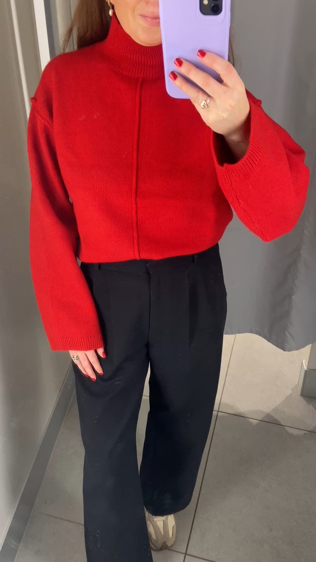 New in H&M Red Seam-Detail Turtleneck Jumper 🧶 ♥️ Cosy knitwear with chic seam detailing and a flattering turtleneck. Wearing a size small. H m outfits, sweater weather, knitwear 

#LTKwinter #LTKuk #LTKautumn