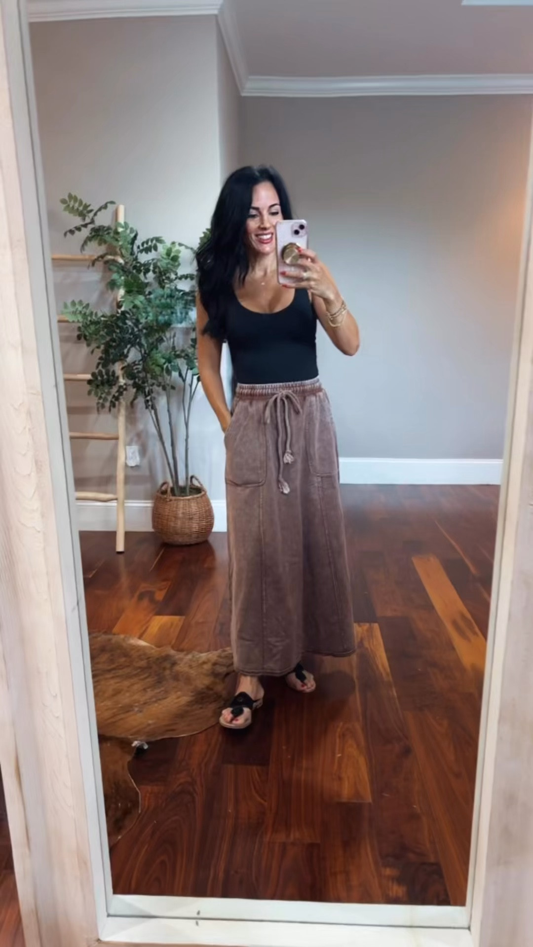 Amazon outfit. Comfy skirt with a tank top that has a built-in bra.


#LTKSeasonal #LTKSaleAlert #LTKootd