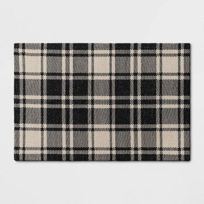 2&#39;x3&#39; Indoor/Outdoor Woven Tapestry Plaid Rug Black - Threshold&#8482; | Target