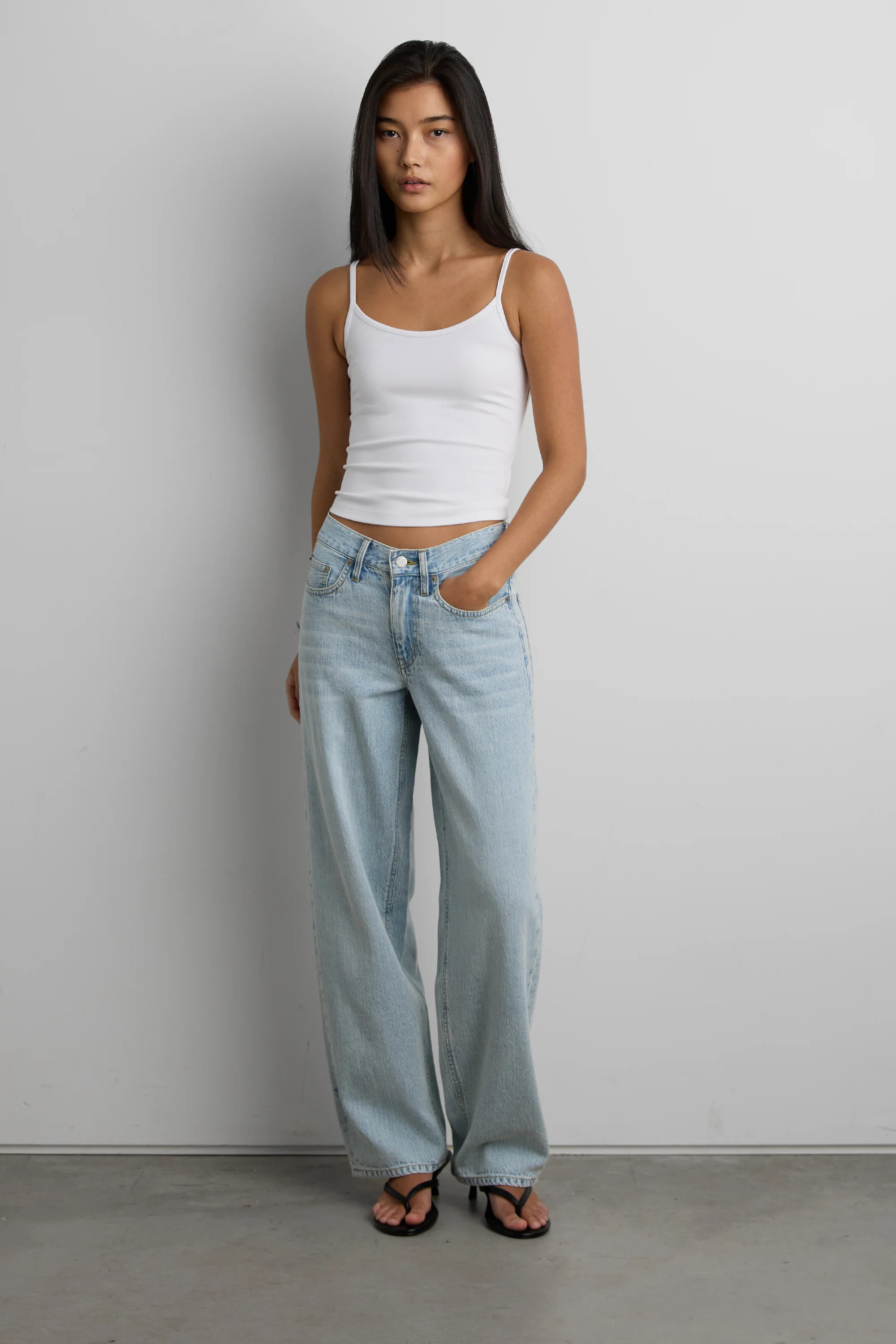 LINEN BLEND MID-RISE STRAIGHT LEG JEAN | OAK + FORT