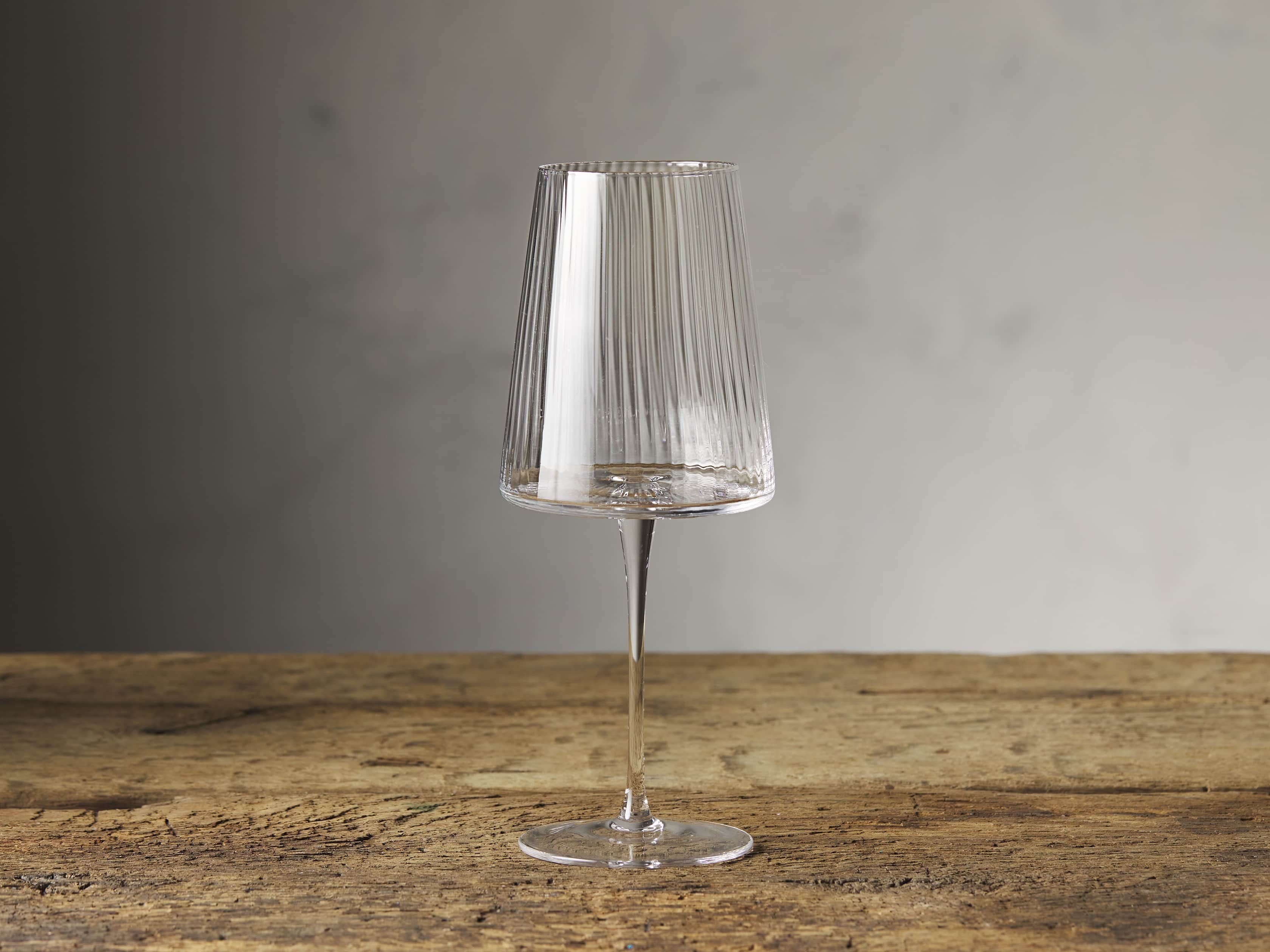 Della Wine Glasses (Set of 4) | Arhaus