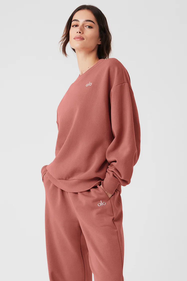 Accolade Crew Neck Pullover - Gravel | Alo Yoga (US)
