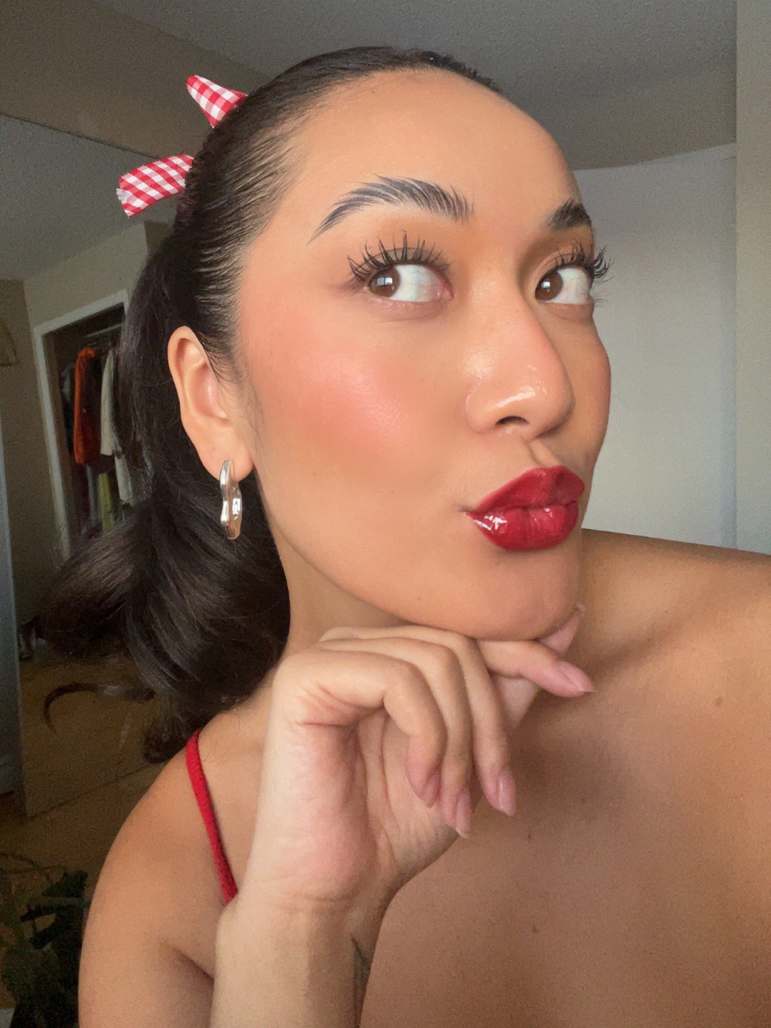 When I’m doubt: hair up + red lippie 

#LTKbeauty #LTKstyletip #LTKfindsunder50