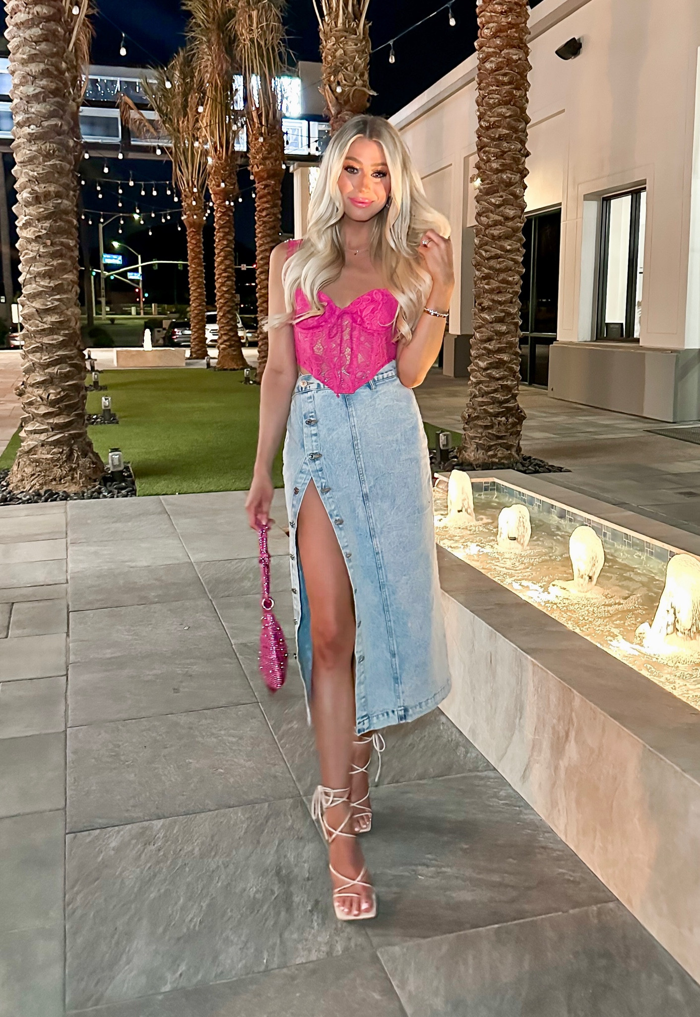 Pink & denim girls night outfit inspo 💖

Denim skirt, denim midi, midi skirt, corset top, amazon fashion, amazon skirt, pink outfit, denim style

#LTKFestival #LTKunder100 #LTKstyletip