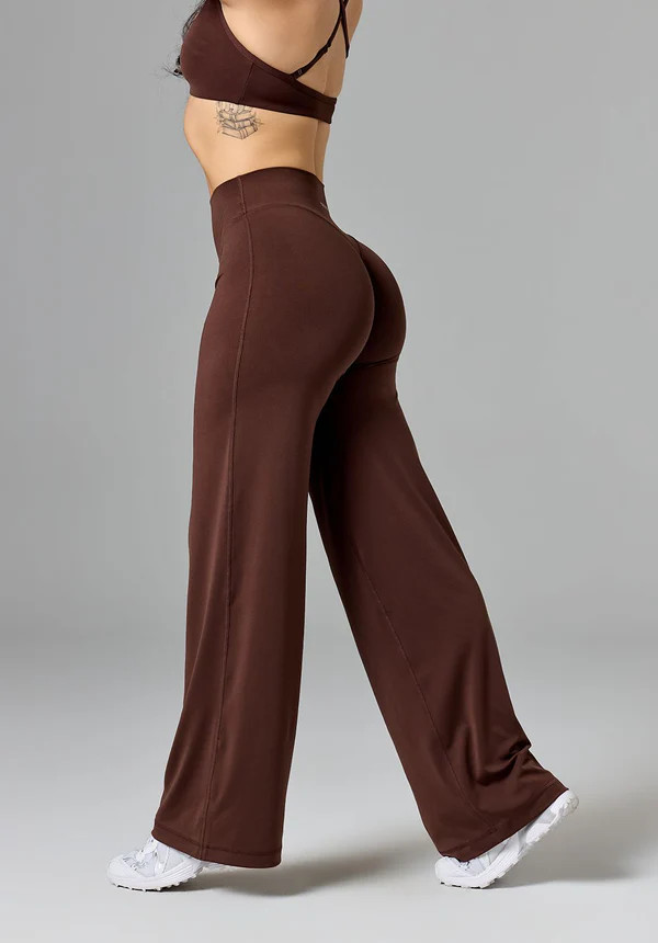 Reluna\u2122 Original Sculptseam\u00ae Mid-Rise Straight Leg Pant Regular Walnut | Paragon Fitwear