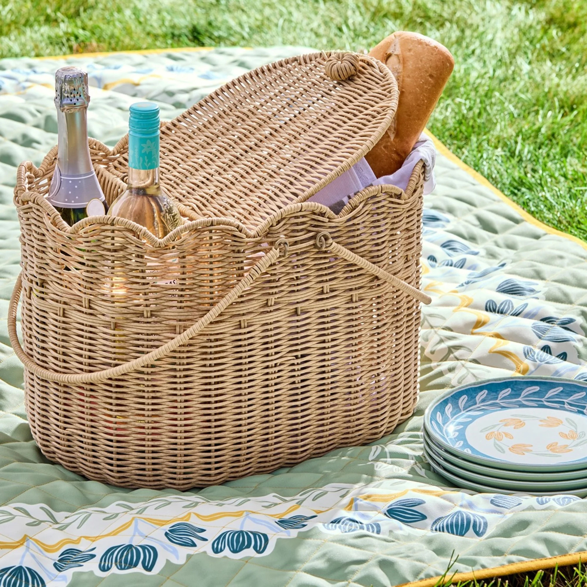 Better Homes & Gardens Rattan Picnic Basket | Walmart (US)