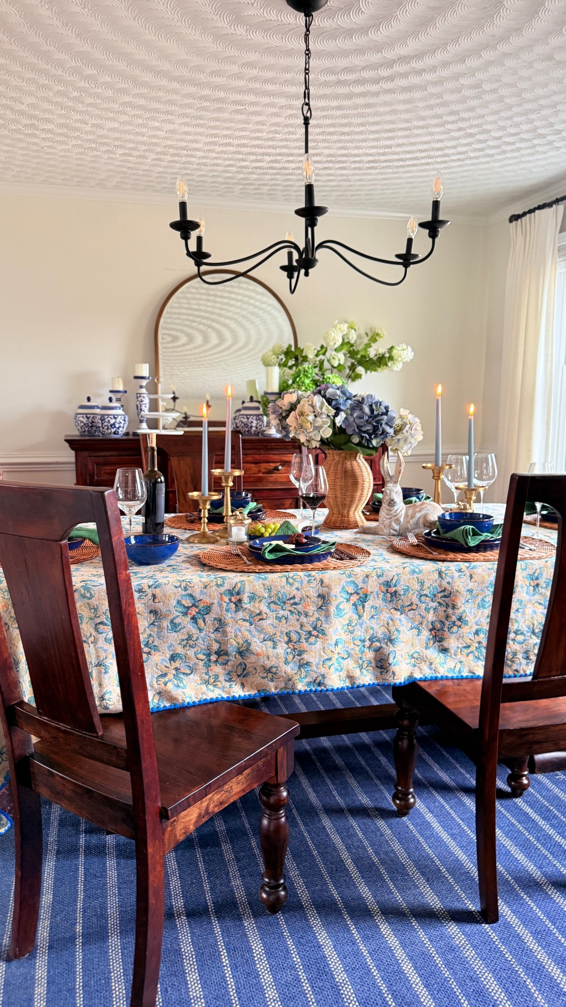 Traditional home decor. Tablecloth. Tablescape. Table style  table decor idea. Easter table .Sprong table decor .blue homedecor i

#ltk #ltkfinds 

#LTKHome #LTKSeasonal
