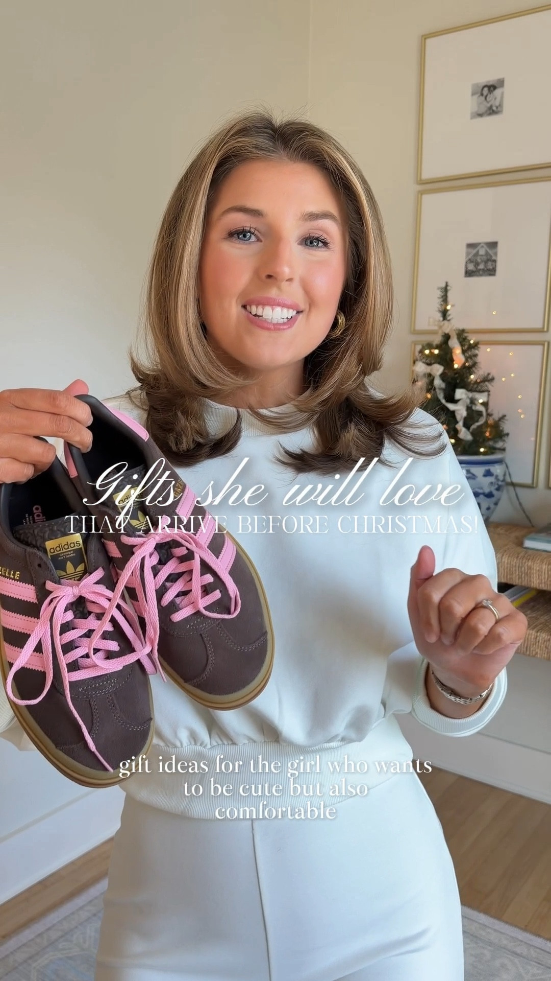 Gift ideas from Adidas that will arrive before Christmas! Wearing a S in everything!

@adidas #createdwithadidas #adidaspartner
