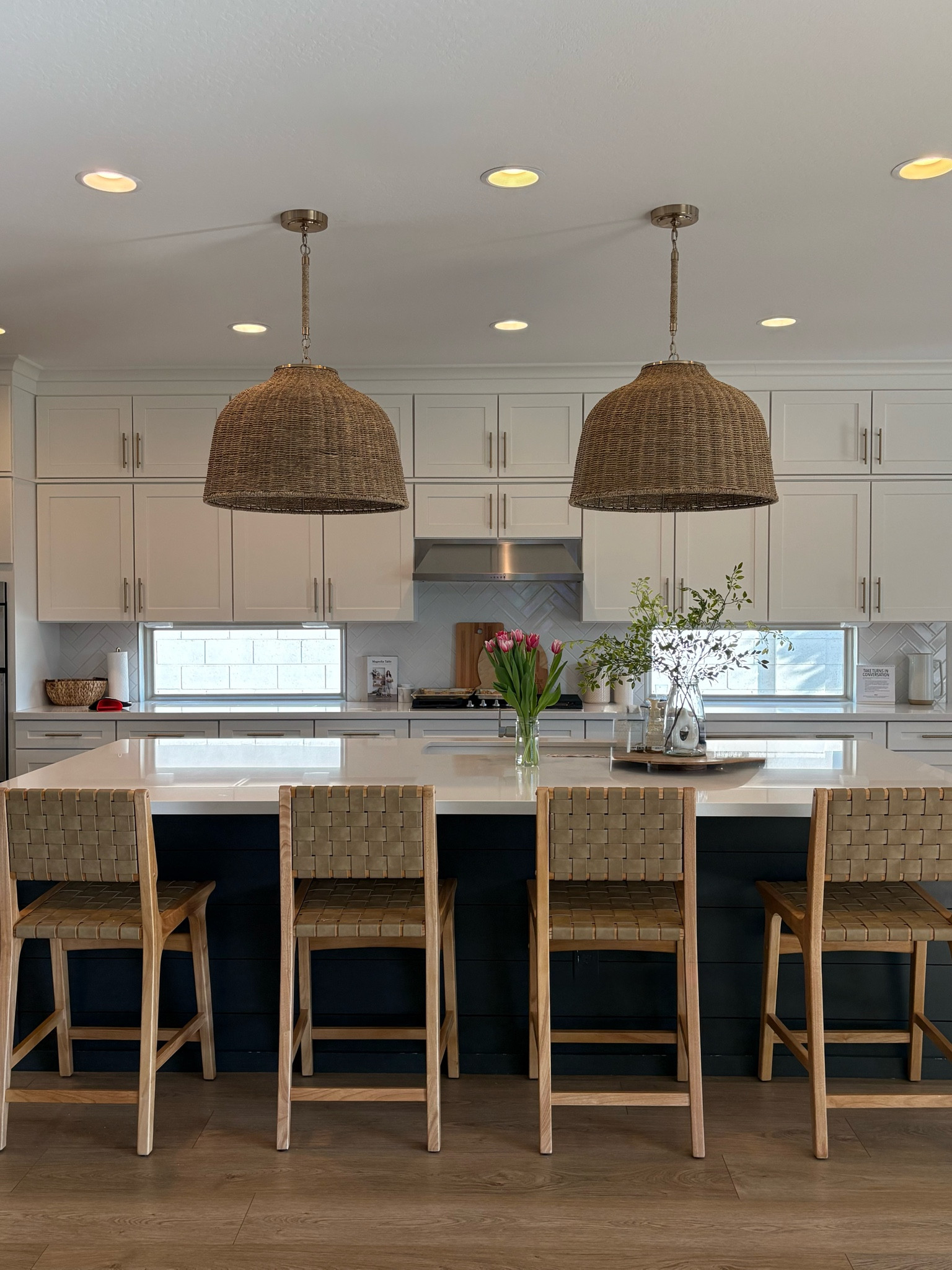 Kitchen with pretty pink tulips 💕


#LTKHome