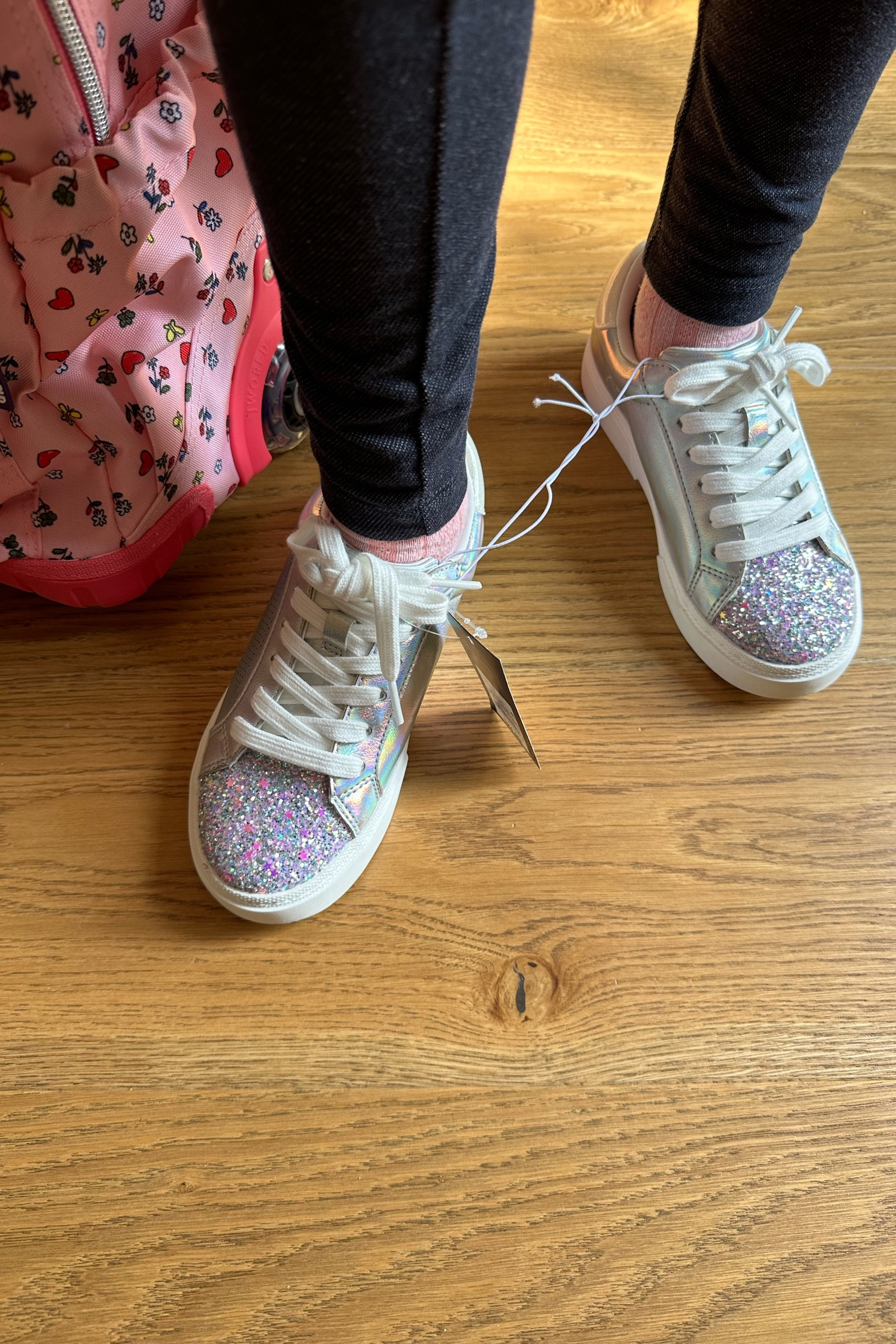 Girls lace up sneakers, white and metallic girls sneakers, kids shoes at target.

Kids shoes 30% off at Target. 

#LTKkids