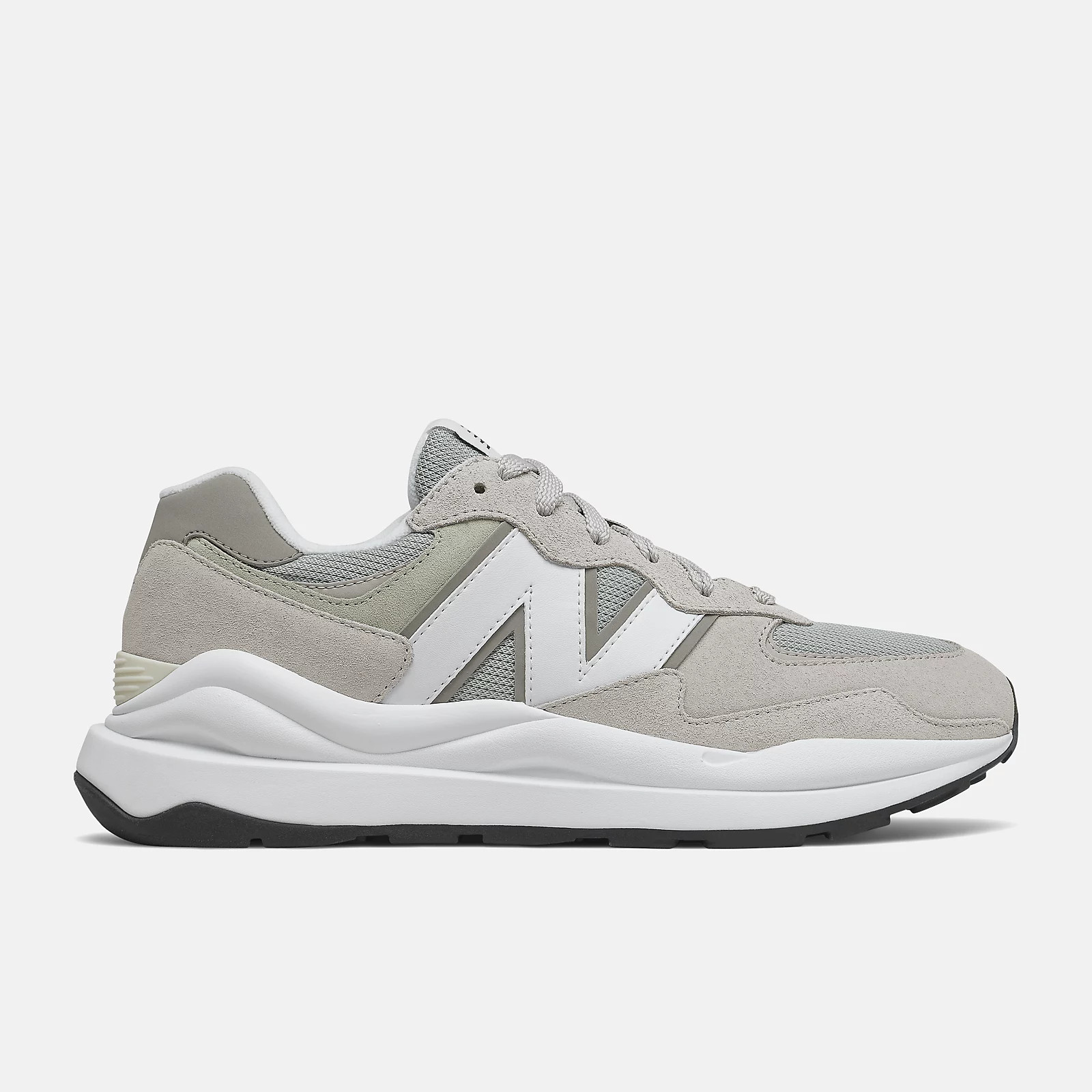 57/40 | New Balance Athletic Shoe