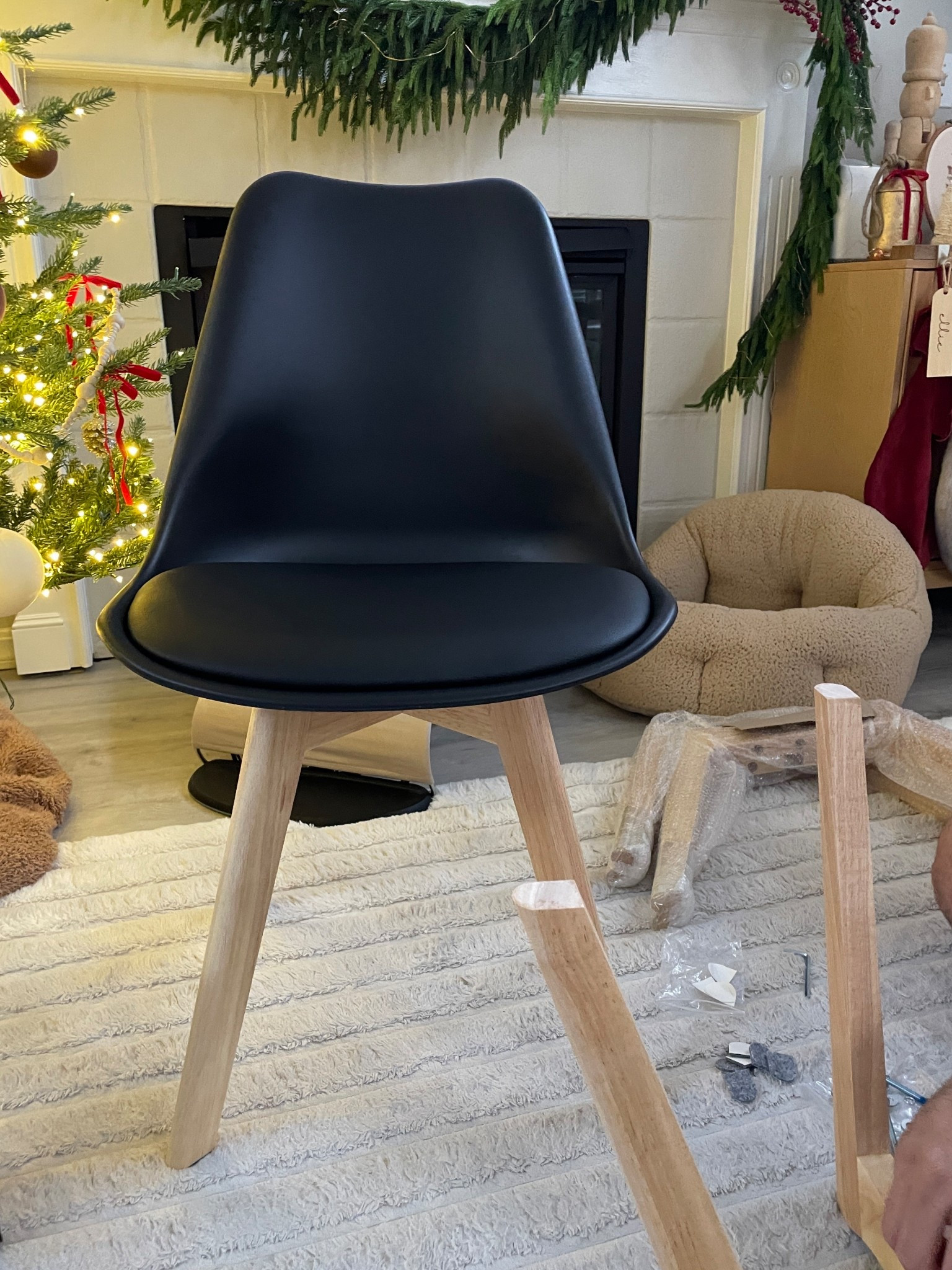 New kitchen chairs
Set of 4 for under $100!
Amazon chairs


#LTKHome #LTKFindsUnder100