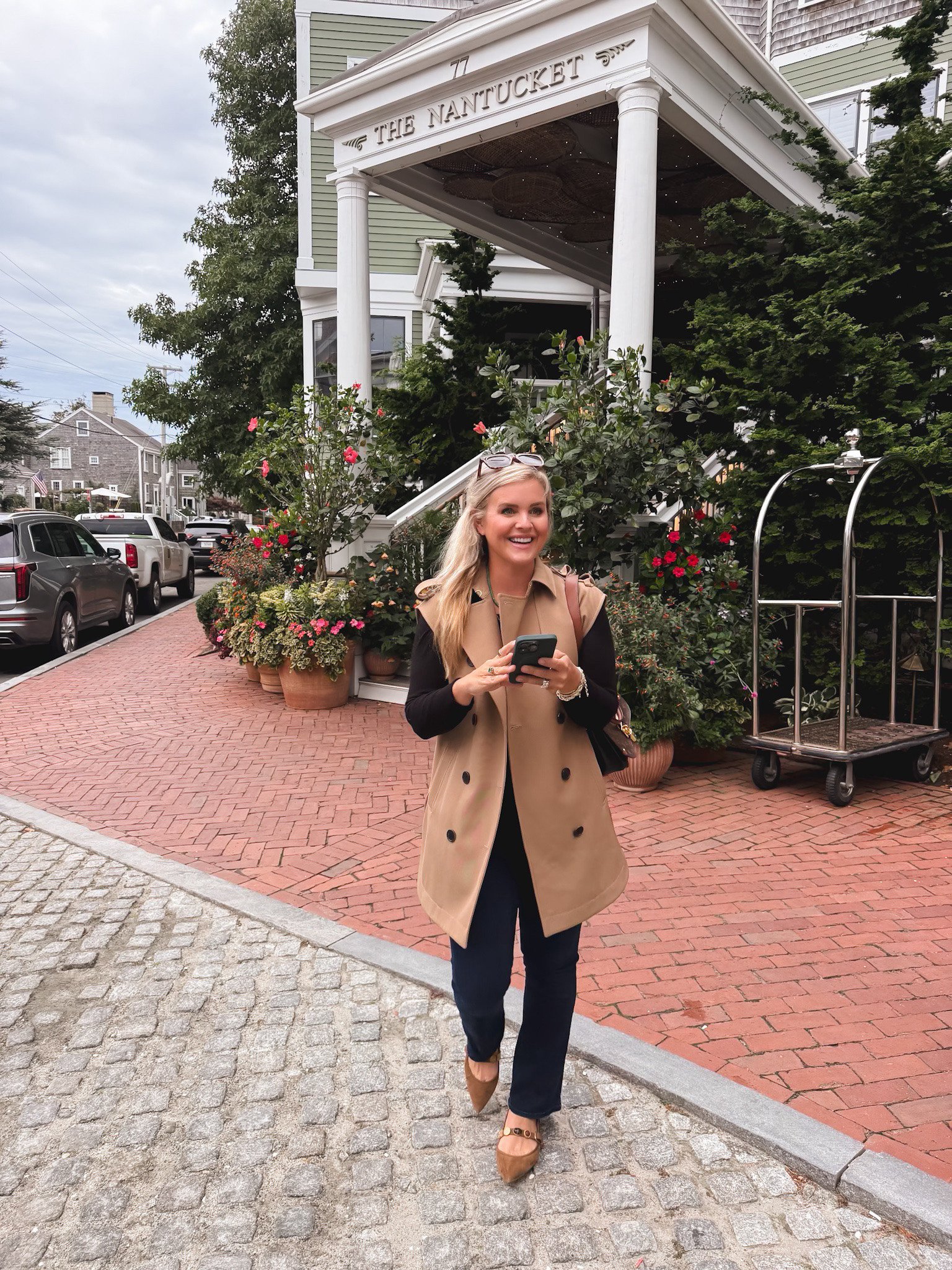 Fall shopping outfit 

#LTKSeasonal #LTKOver40