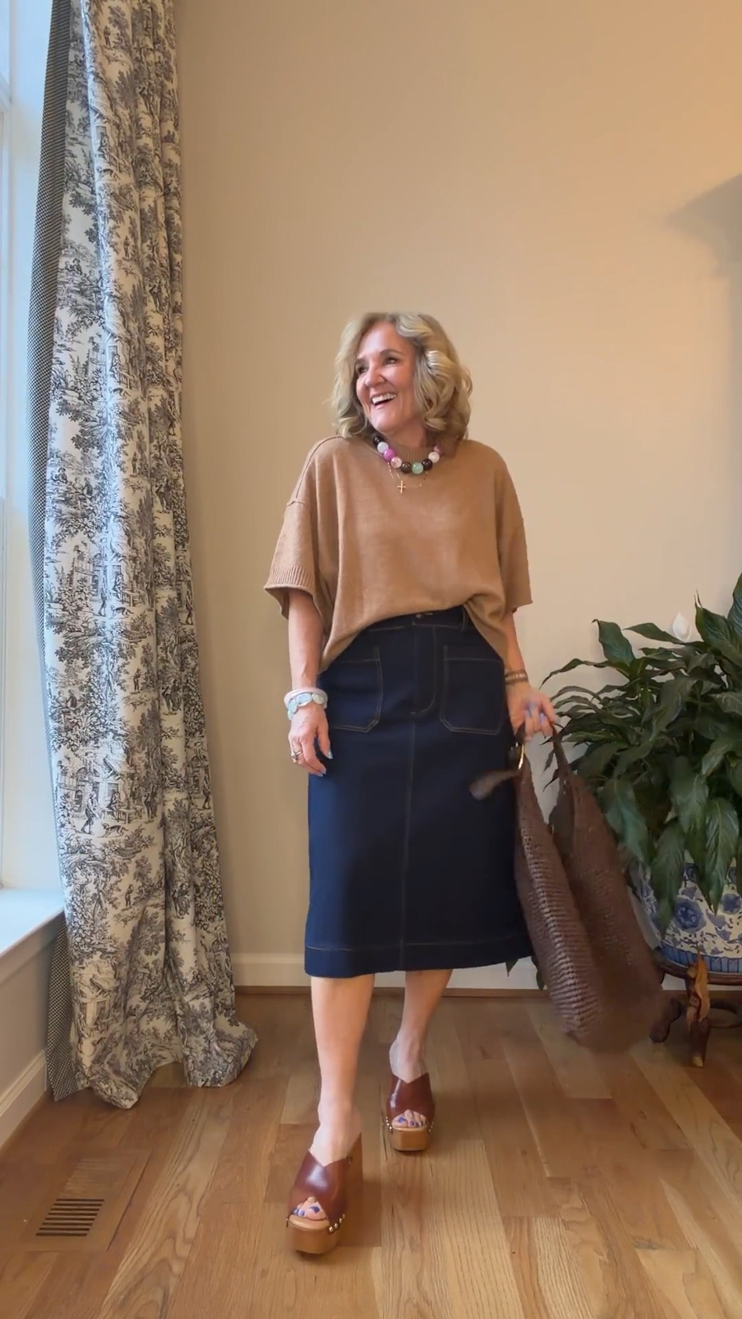  20% off Anthropologie code NANETTE20 ends 3/9
Cashmere sweater size medium 
Skirt size medium 
Linking similar sandals/coigs 


#LTKspringtrends #LTKWorkwear #LTKOver40

 