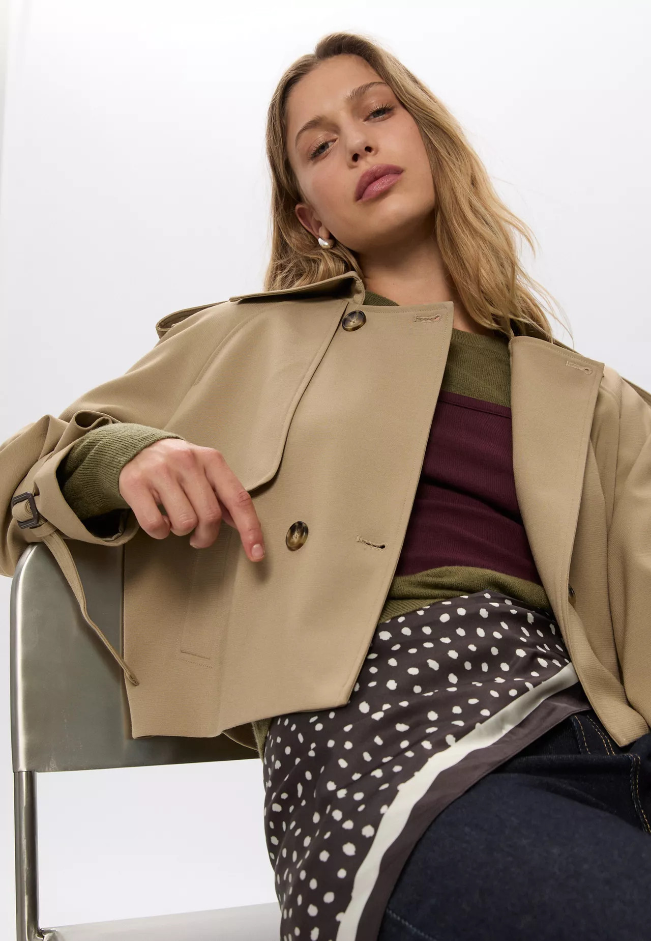 Short fluid trench coat - Women's Jackets | Stradivarius United Kingdom | Stradivarius (UK)