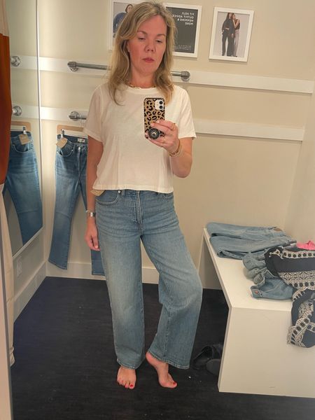 Madewell Perfect Vintage wide leg jean. Was not a fan of how fitted in the hips it is #madewell #tryon

#LTKsalealert #LTKstyletip #LTKover40