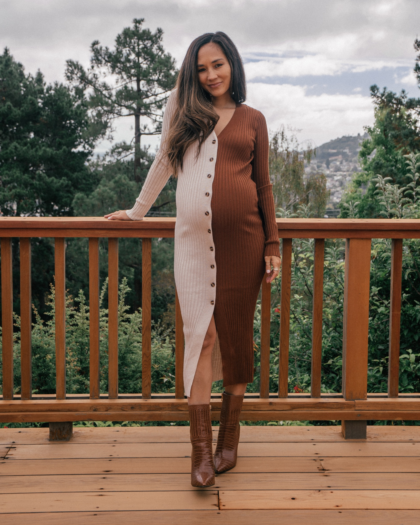 The colors of this ribbed sweater dress are perfect for fall! 🍂 

#fallfashion #bumpfriendly

#LTKSeasonal #LTKfindsunder100