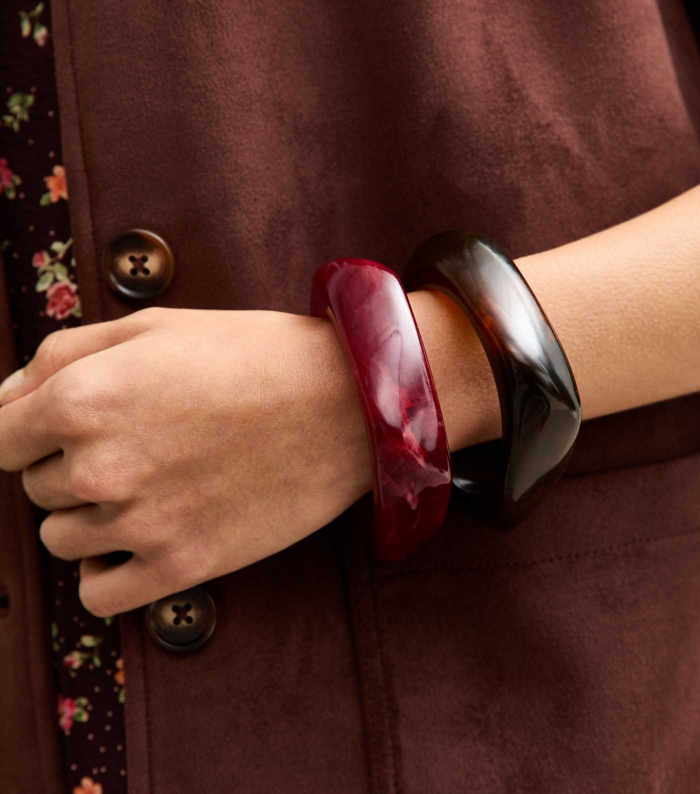 Red Pack Of 2 Angular Chunky Bangles | New Look | New Look (UK)