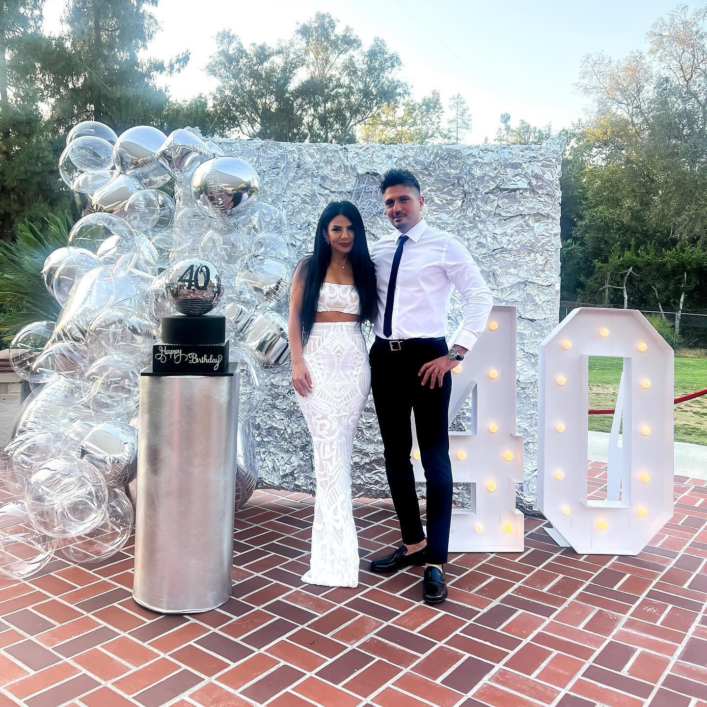 
Happy Birthday…Love you forever!! 🤍
White dress vibes...

#HappyBirthday #40AndThriving


#LTKBeauty #LTKParties #LTKFamily