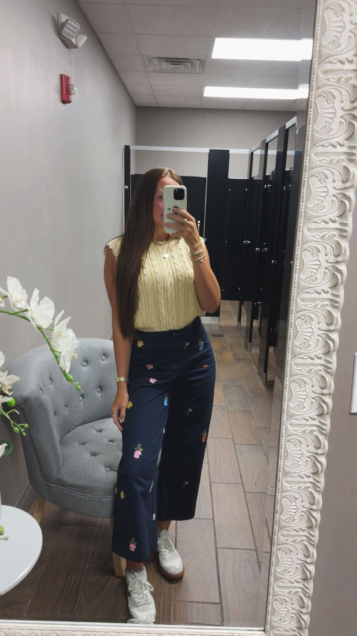 My new fav pants🌼

#LTKootd #LTKgrwm #LTKselfcare
