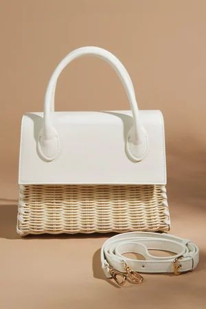 Isla Straw Purse in Natural & Ivory | Altar'd State | Altar'd State