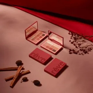 moonshot - R ve de Paris Eyeshadow Palette 1 set | YesStyle Global