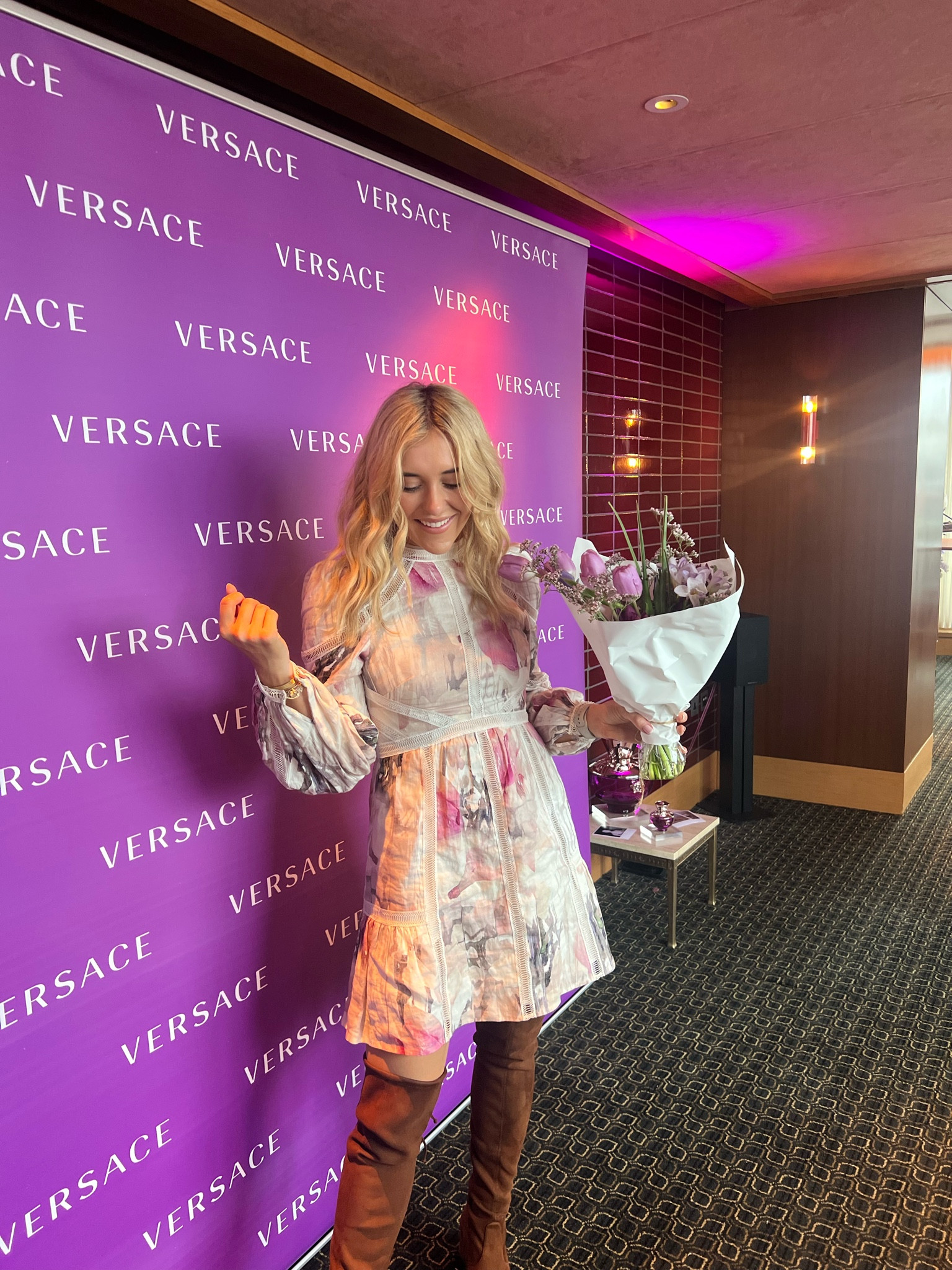 My favourite spring dress at the moment! 

Spring - spring dress - spring outfit - spring dressing - outfit for spring - dress for spring - flower dress - floral dress - ted baker - ted baker dress - Ted baker spring dress - ted baker spring collection - ted baker floral dress - dress - cute dress - pretty dress - brown boots - over the knee boots - suede boots - suede brown boots - suede over the knee boots - Stuart weitzman - Stuart weitzman boots 

#LTKSeasonal #LTKstyletip #LTKwedding