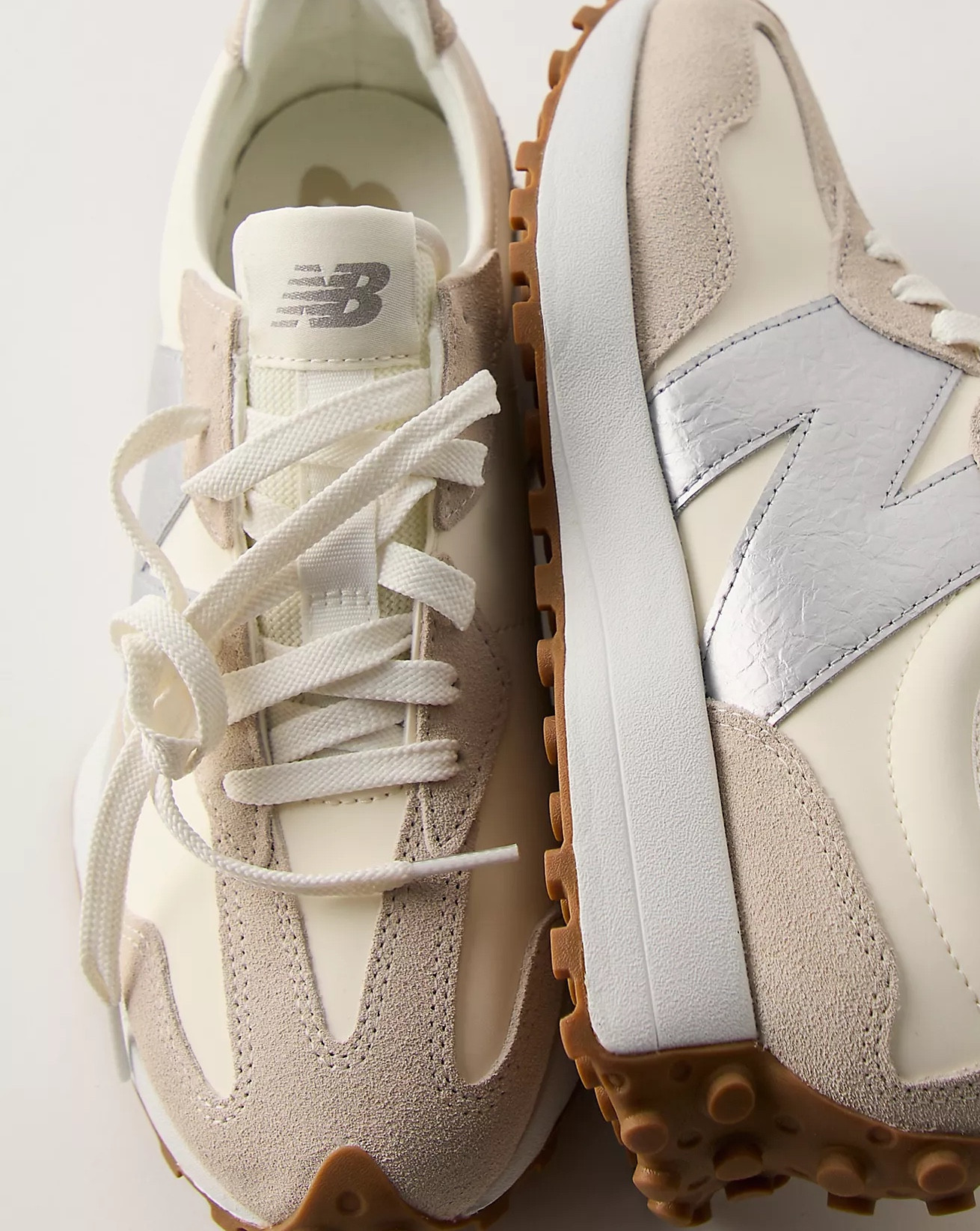 Spring Sneakers from Free People!! 🌸💐 

Trending New Balance 327 sneakers ☀️


#free people
#free people fashion
#fashion sneakers
#trending sneakers
#viral sneakers 
#new balance 
#new balance 327
#spring sneakers
#summer sneakers
#spring shoes 
#summer shoes
#casual style
#casual fashion
#casual outfit 
#weekend style
#weekend outfit 
#travel style
#travel outfit
#airport outfit
#airport style
#spring fashion
#spring outfit inspo
#fashion inspo
#outfit ideas 
#ootd




#LTKootd #LTKSeasonal #LTKActive