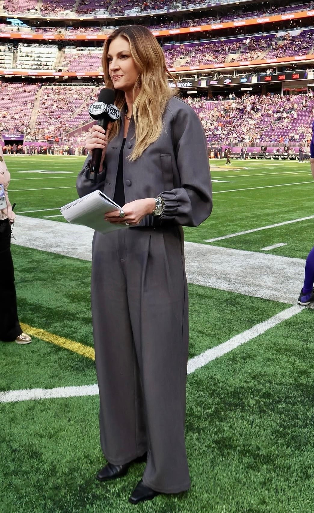Erin Andrews gray button front jacket gray pleated pants trousers 