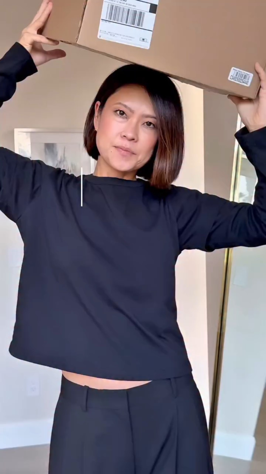 Saw this and my heart melted 😍

White handbag, baguette bag, Mansur Gavriel Candy Baguette, minimal style, chic bag, unboxing #baguettebag #simpleoutfits #comfychic #minimalbag #mansurgavriel