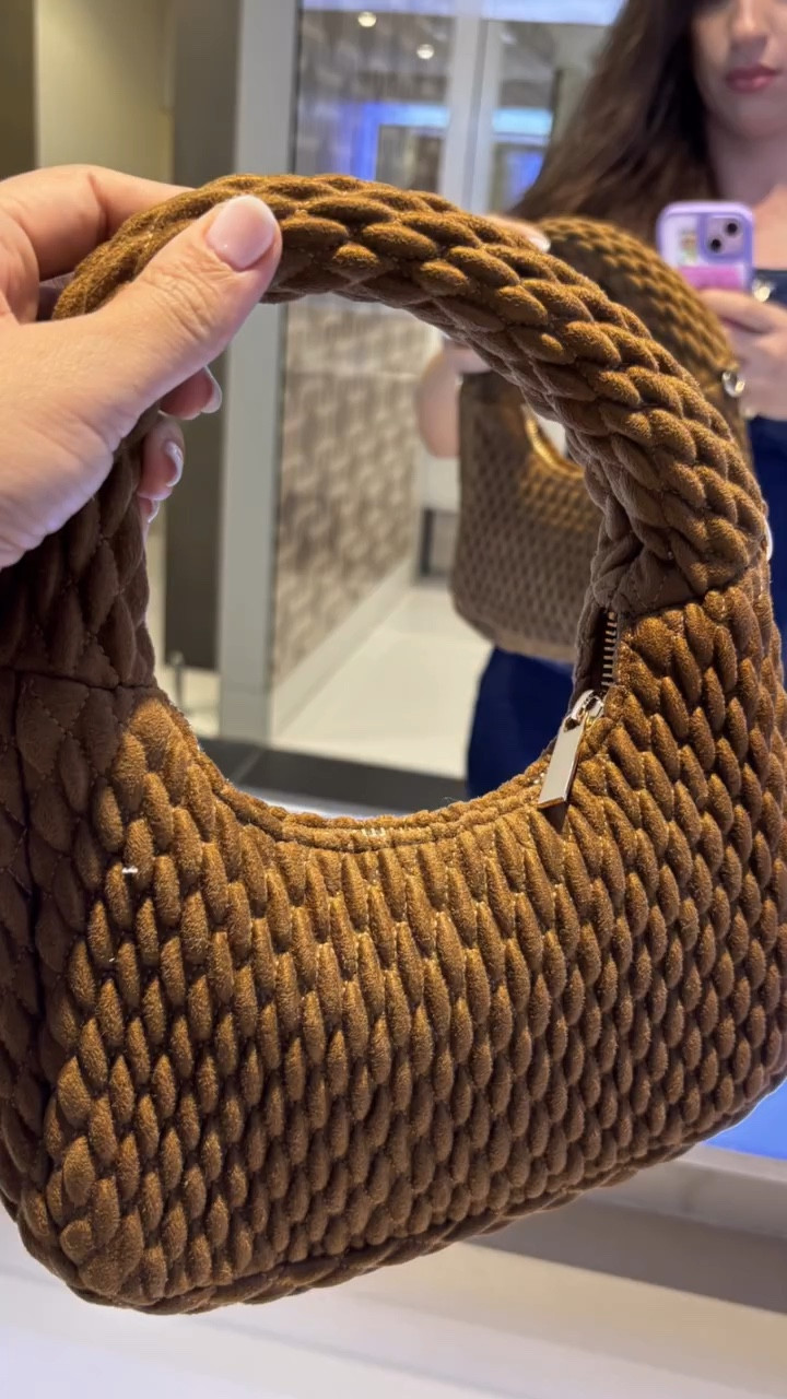 Attending movie roofman comfy and stylish look 

#LTKuk #LTKautumn #LTKsale