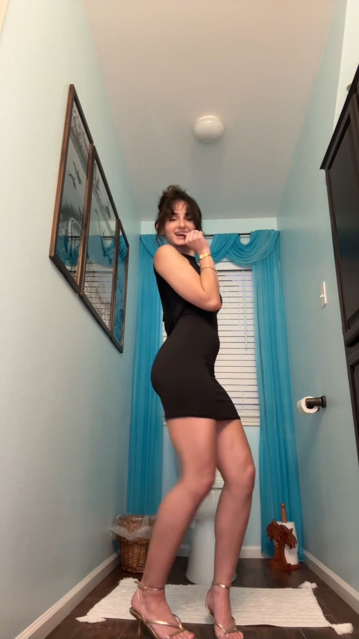 • size 4 in dress. 
• couldn't link shoes but type "DREAM PAIRS Women's kitten Low Strappy Lace Up Heels Open Square Toe Thong Ankle Strap Heels Sexy Fashion Comfort Dress Shoes Party Sylvestra Pumps Heeled Sandals" in Amazon to get exact match. 
wearing Gold color, size 7.5

#LTKootd