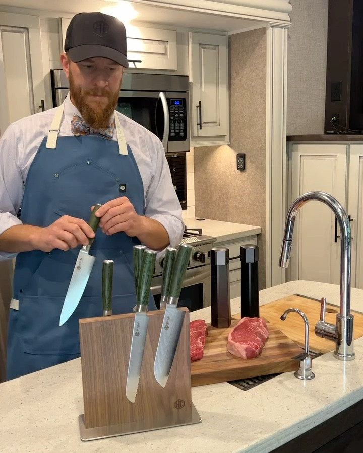 ✨ Meet the stars of my kitchen—HexClad Damascus Steel Knives! 🧑‍🍳🔪 Whether your kitchen is sleek and modern, rocking a retro 1987 vibe, or you’re slicing out in the great outdoors, these knives bring serious style and performance. With 67 layers of Japanese Damascus steel, ergonomic pakkawood handles, and a magnetic walnut holder, they’re designed to keep your kitchen game sharp.

Perfect for everything from daily dinners to those fancy chef moments (or just looking like you know what you’re doing 😉). These knives are as functional as they are stunning! 🥳👩‍🍳 #HexClad #KitchenUpgrade #ChefLife

#LTKHome #LTKVideo #LTKSaleAlert