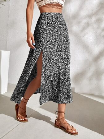SHEIN VCAY Ditsy Floral Split Thigh Skirt | SHEIN