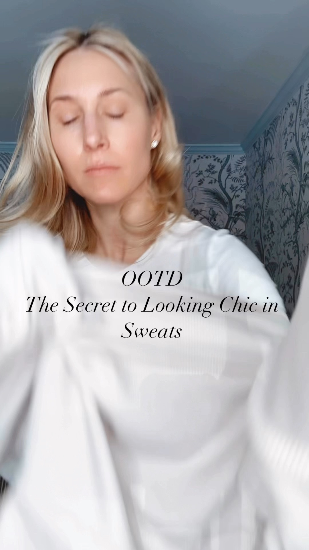 Sweaters and sweatshirt, athleisure, sweat set, matching set

#LTKStyleTip #LTKTravel #LTKActive