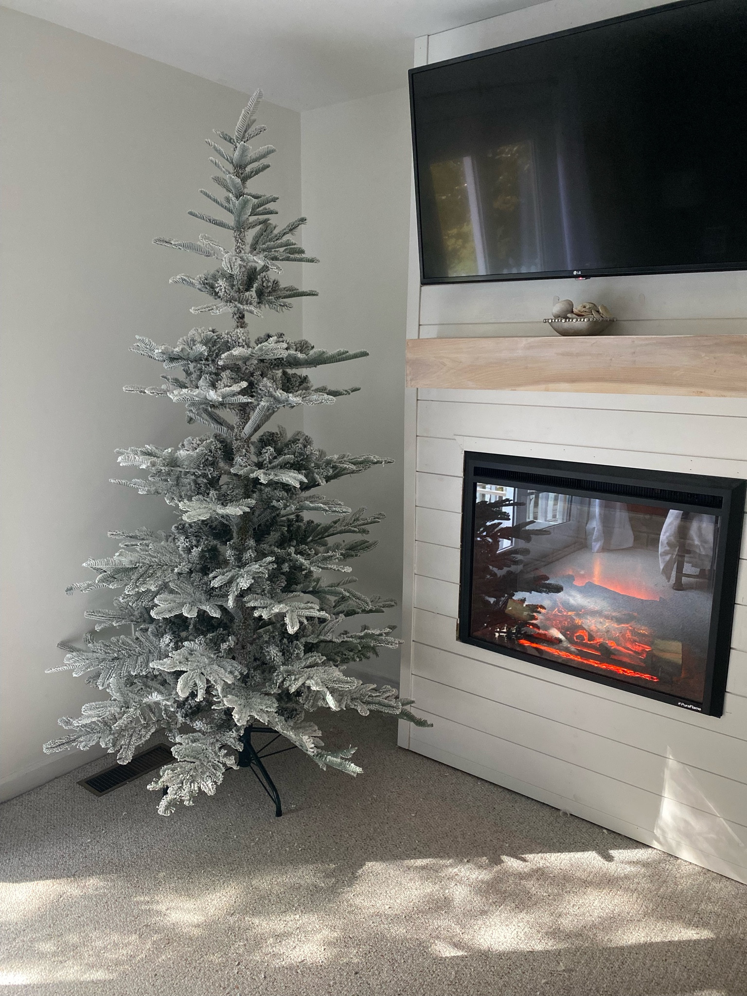 Perfect little tree for our bedroom 🌲

#LTKSeasonal #LTKHoliday #LTKHome