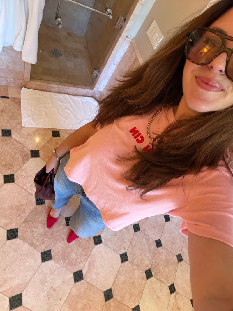 LA outfit details! 

tee l pink tee l jeans l bag l heels 

 #LTKootd