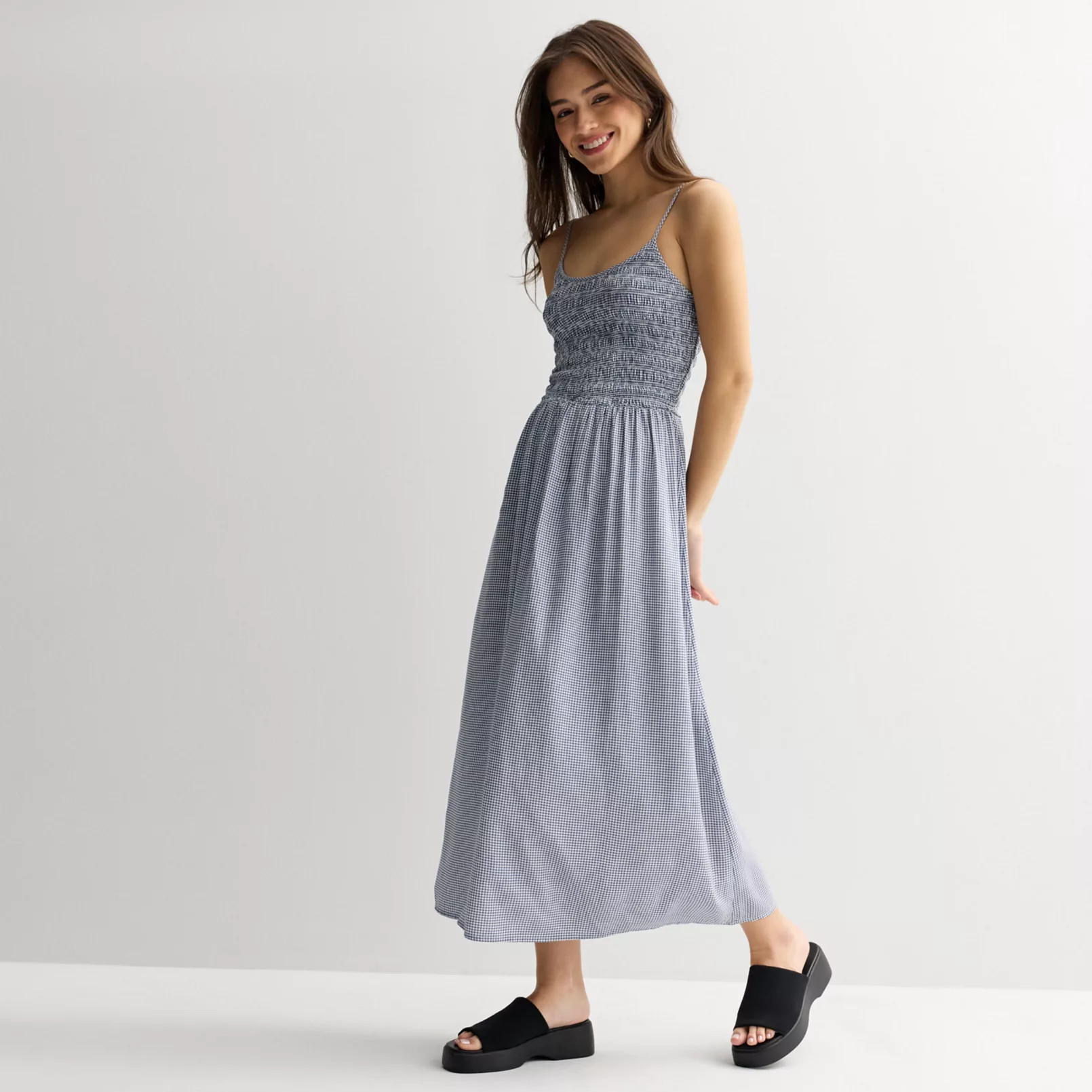 Juniors' SO® Smocked Midi Dress | Kohl's